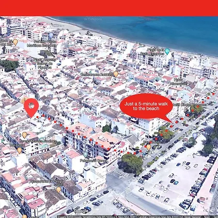 Authentic Andalusian Townhouse With Roof Terrace, Steps From The Beach *