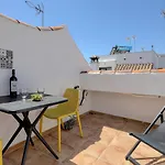 Authentic Andalusian Townhouse - Private Roof Terrace - 5Min Beach *