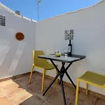Authentic Andalusian Townhouse - Private Roof Terrace - 5Min Beach * Estepona