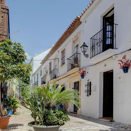 Unique Andalusian Townhouse Next To Holiday home
